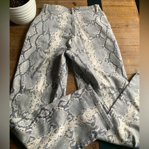 Wilfred free snakeskin pants - Picture 4 of 4